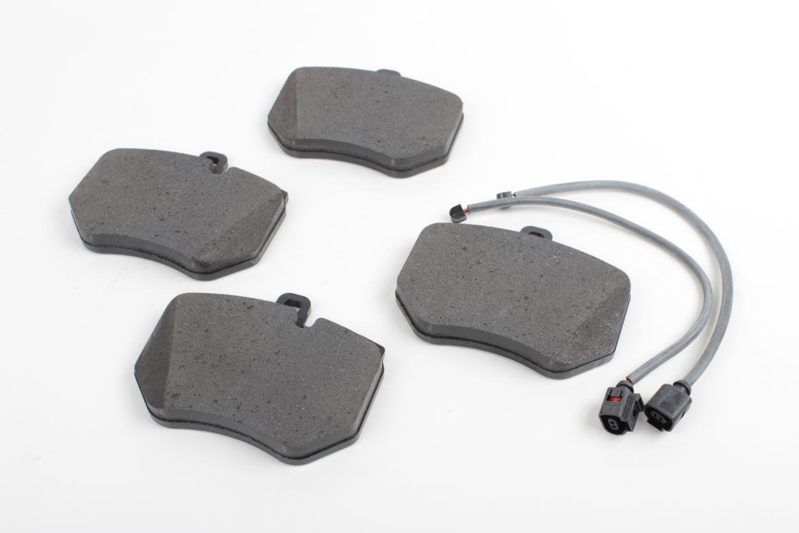 Audi Q7 4L/4M (2006 - 2019) front brake pads